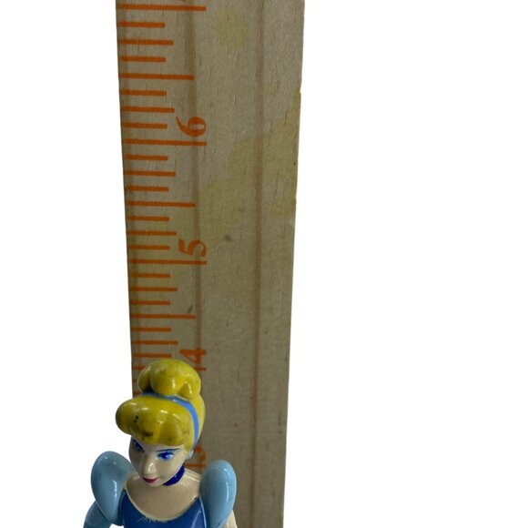 Disney Princess Belle & Cinderella Plastic Figurines Stamps 4" - Picture 7 of 7